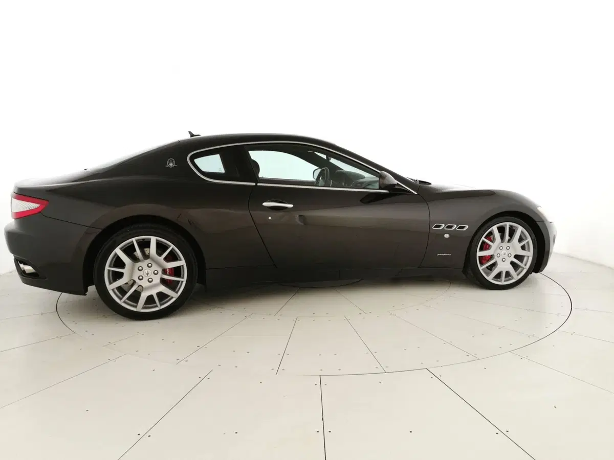 Maserati Granturismo usata a Chieti (3)