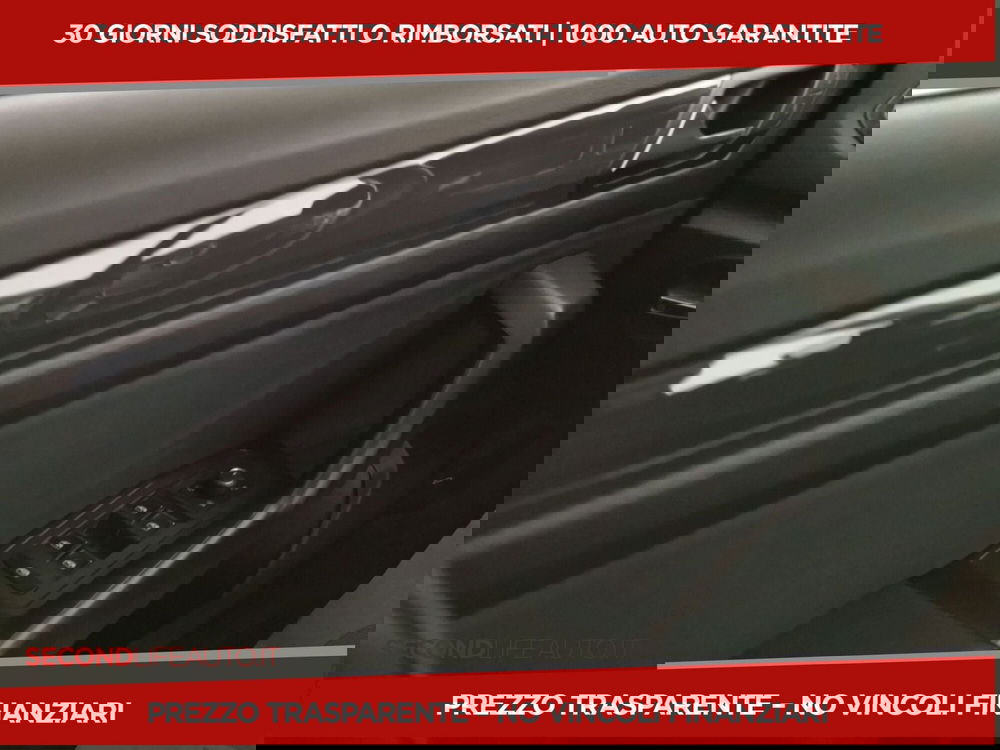 Volkswagen T-Roc usata a Chieti (17)