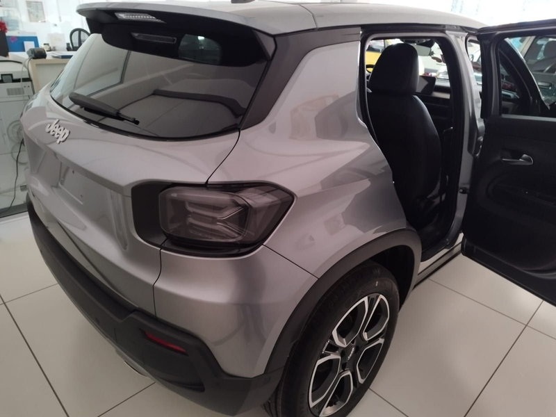 Jeep Avenger nuova a Reggio Emilia (4)