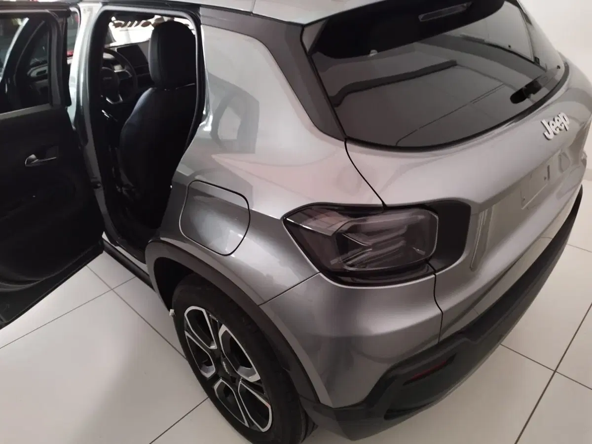 Jeep Avenger nuova a Reggio Emilia (5)