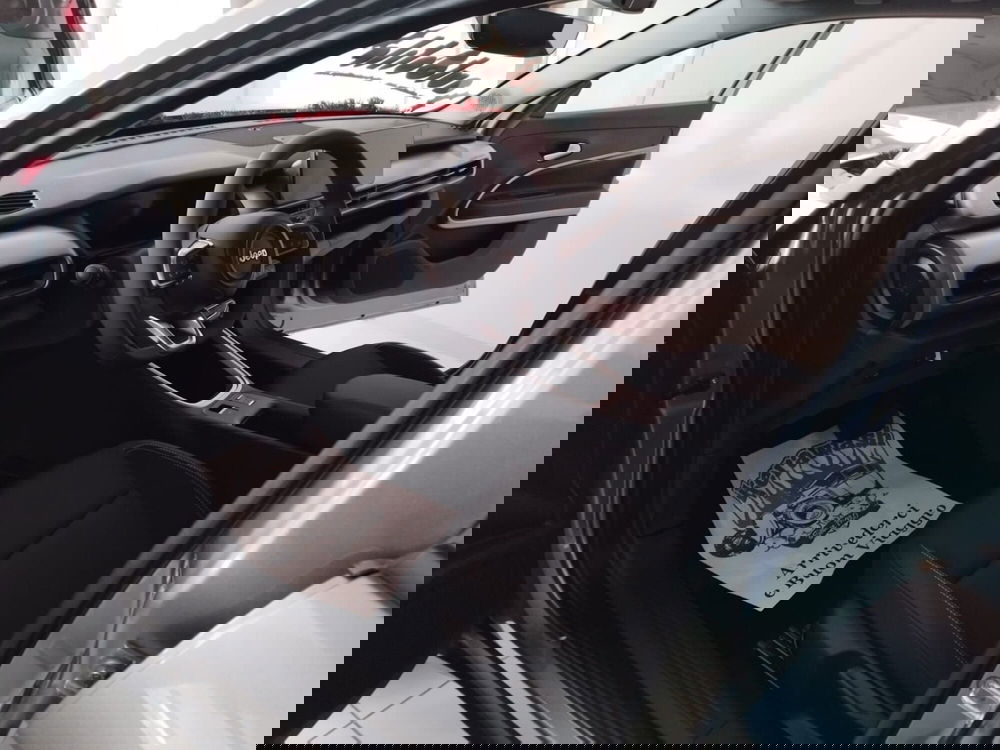 Jeep Avenger nuova a Reggio Emilia (6)