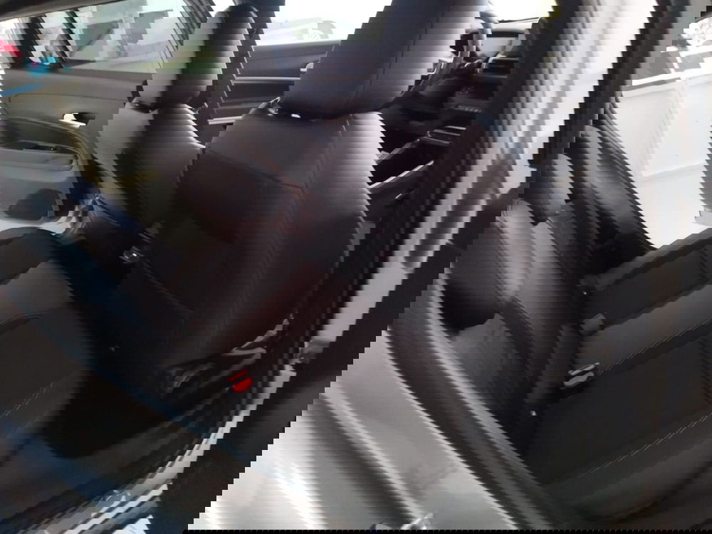 Jeep Avenger nuova a Reggio Emilia (8)