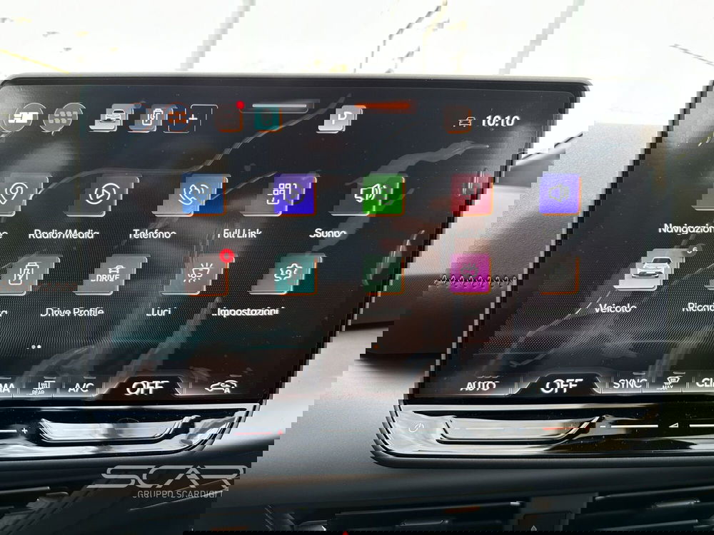 Cupra Born nuova a Livorno (14)