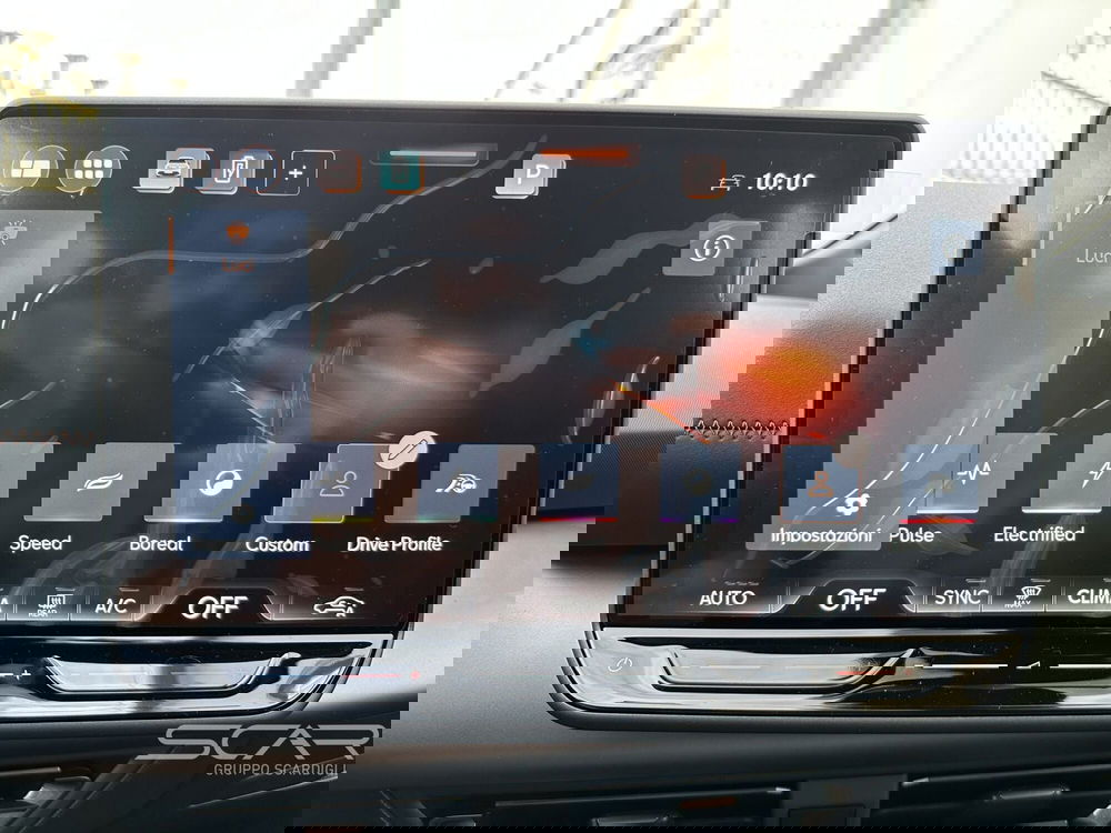 Cupra Born nuova a Livorno (19)