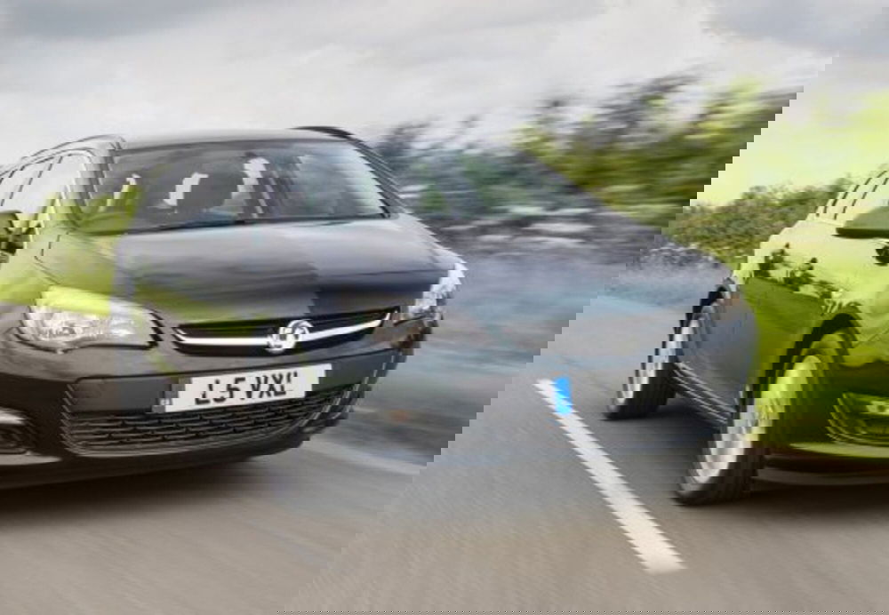 Opel Astra Station Wagon usata a Parma (5)