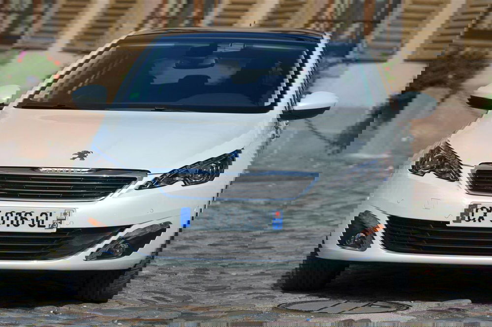 Peugeot 308 usata a Parma (2)