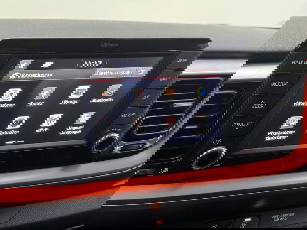 Kia Stonic usata a Como (13)