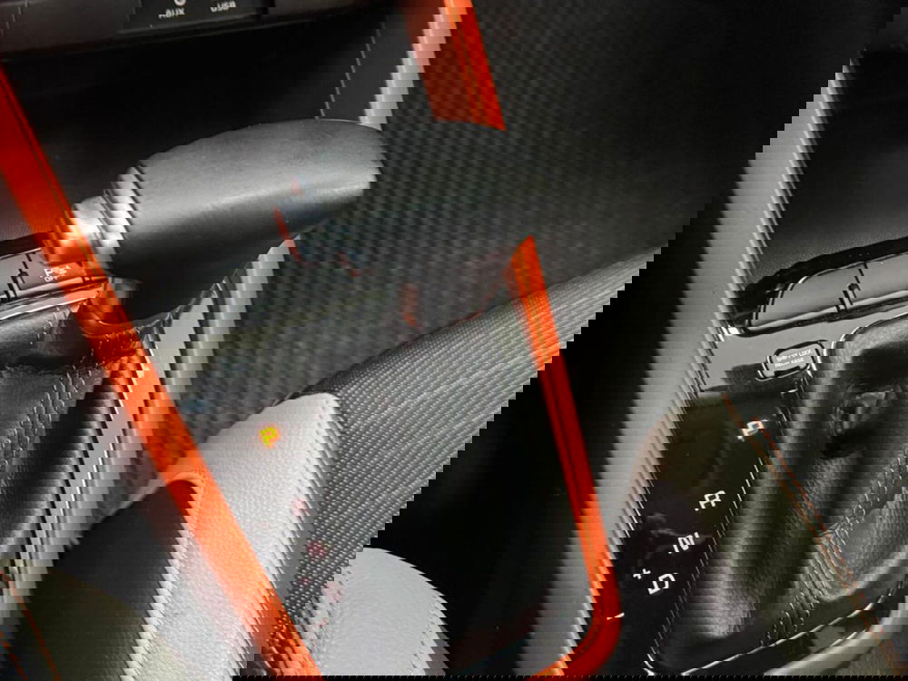 Kia Stonic usata a Como (17)