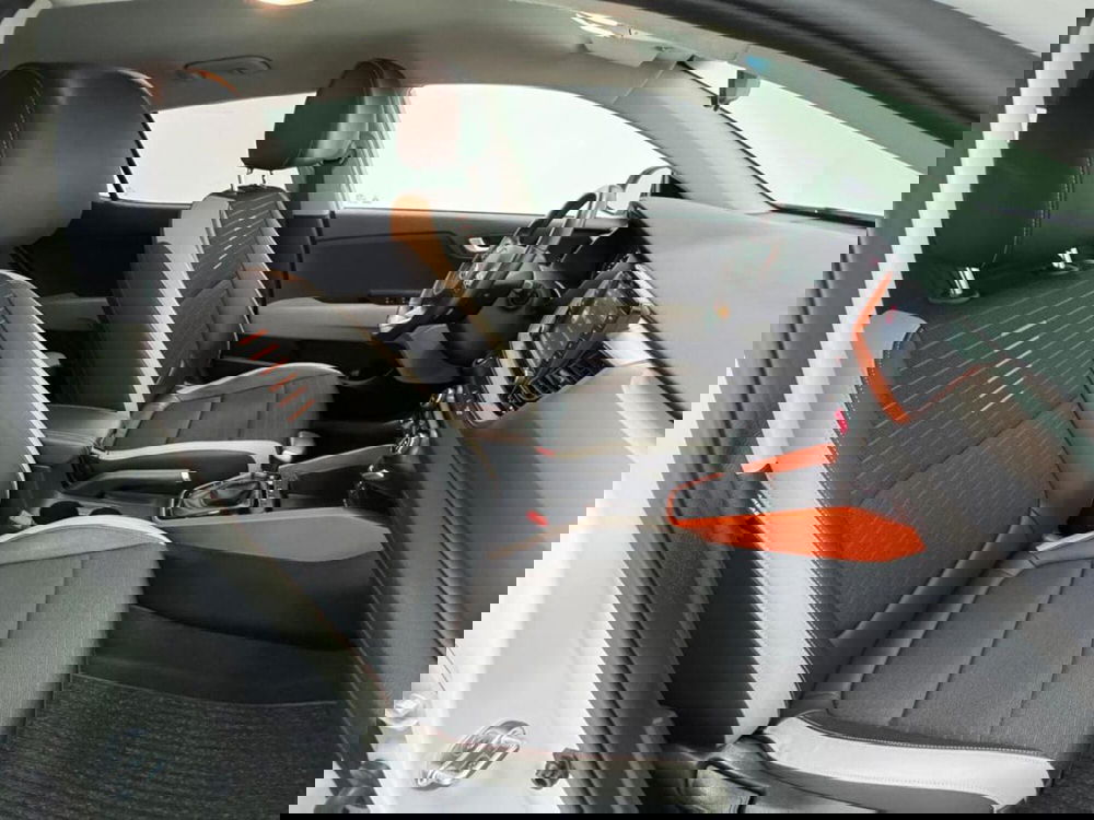 Kia Stonic usata a Como (7)