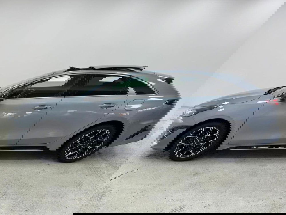 Kia ProCeed usata a Como (8)