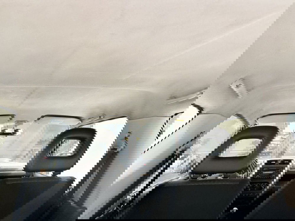Suzuki Jimny usata a Latina (12)