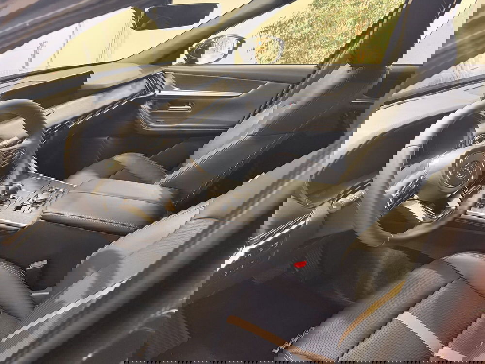 Mazda CX-80 nuova a Latina (10)