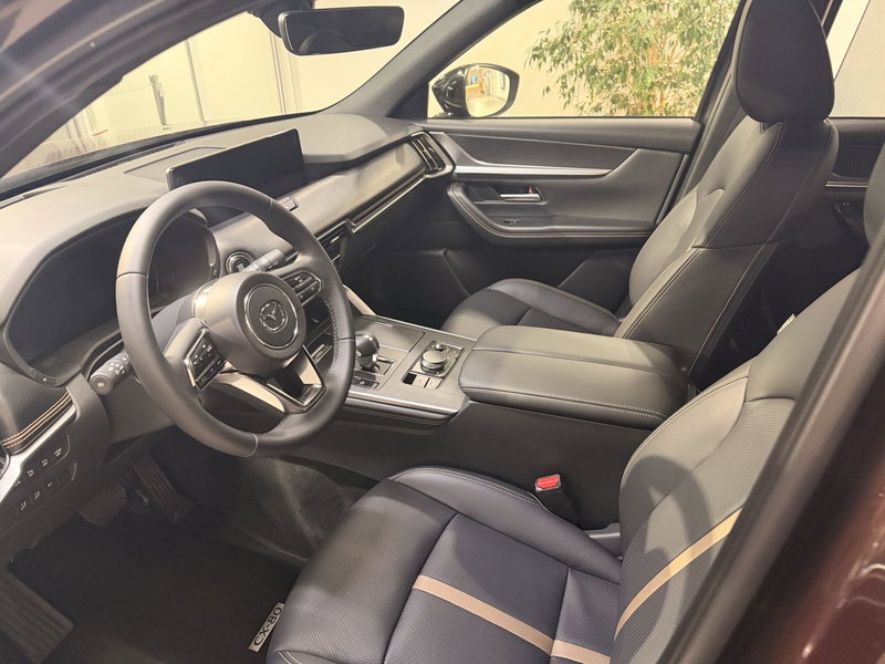 Mazda CX-80 nuova a Latina (10)