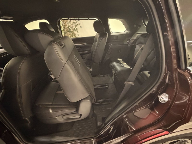 Mazda CX-80 nuova a Latina (17)