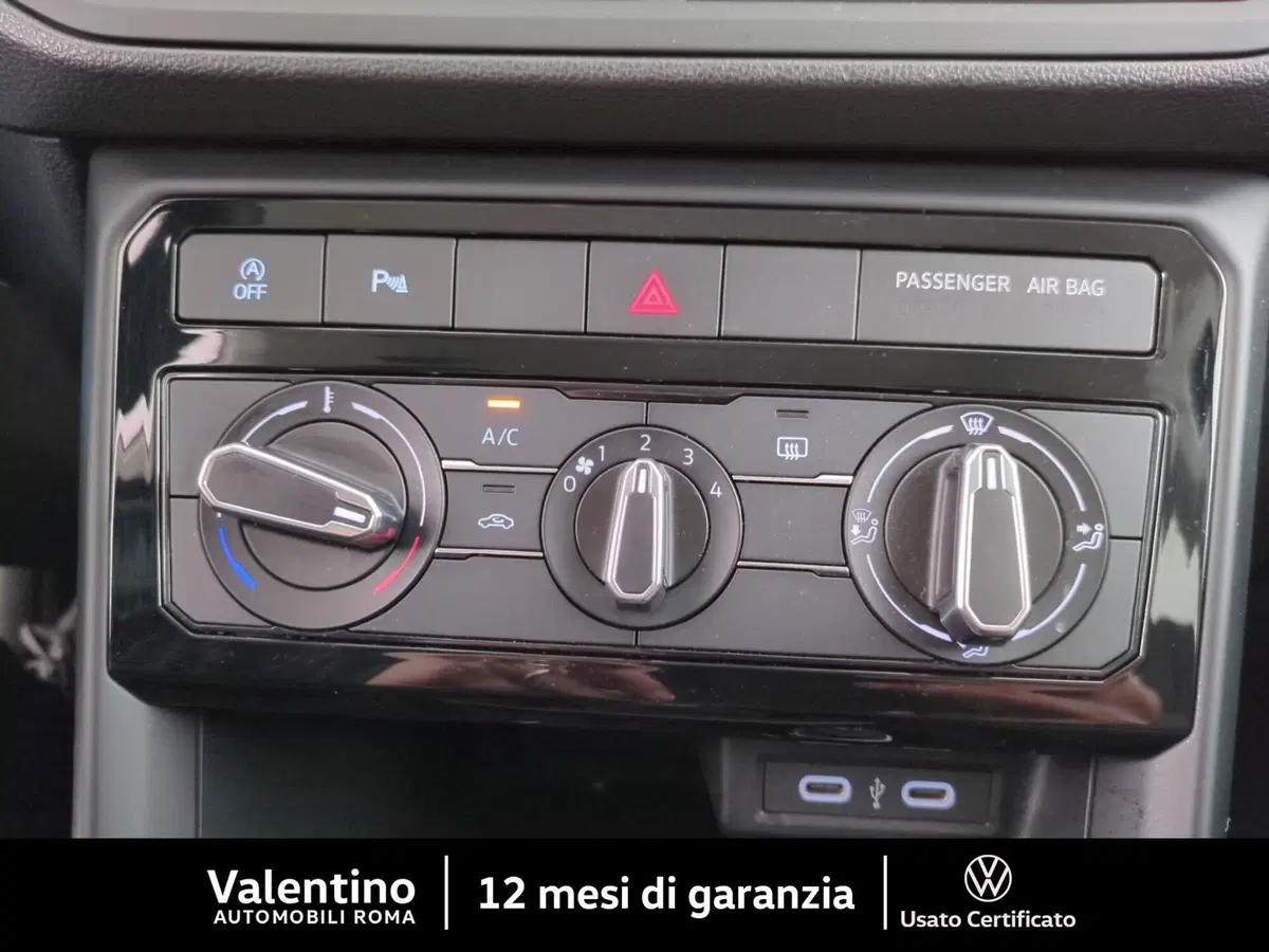 Volkswagen T-Cross usata a Roma (17)