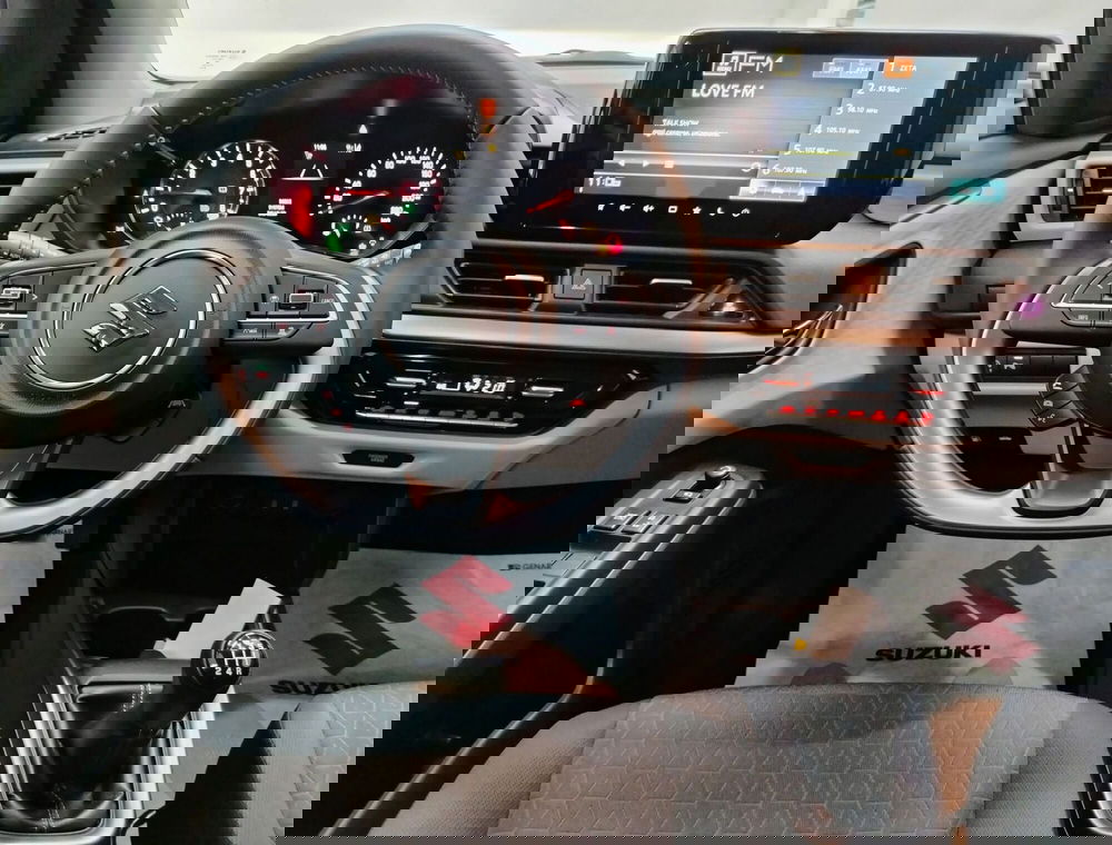 Suzuki Swift nuova a Rovigo (9)