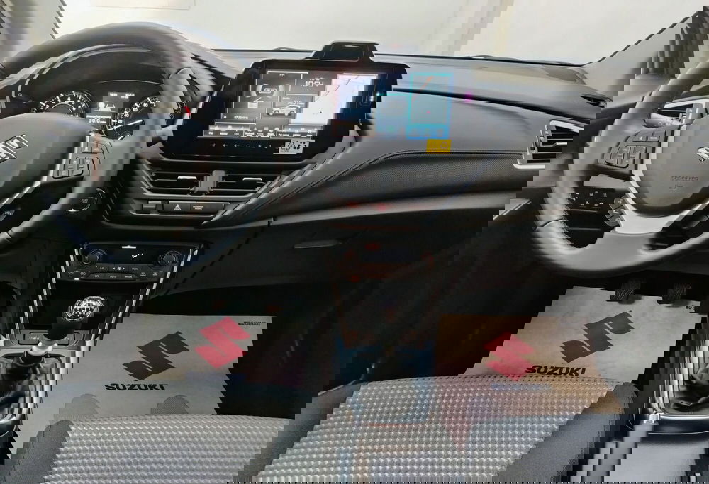 Suzuki S-Cross nuova a Rovigo (8)