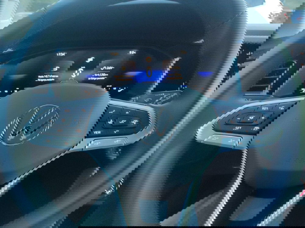 Volkswagen Taigo nuova a Avellino (11)