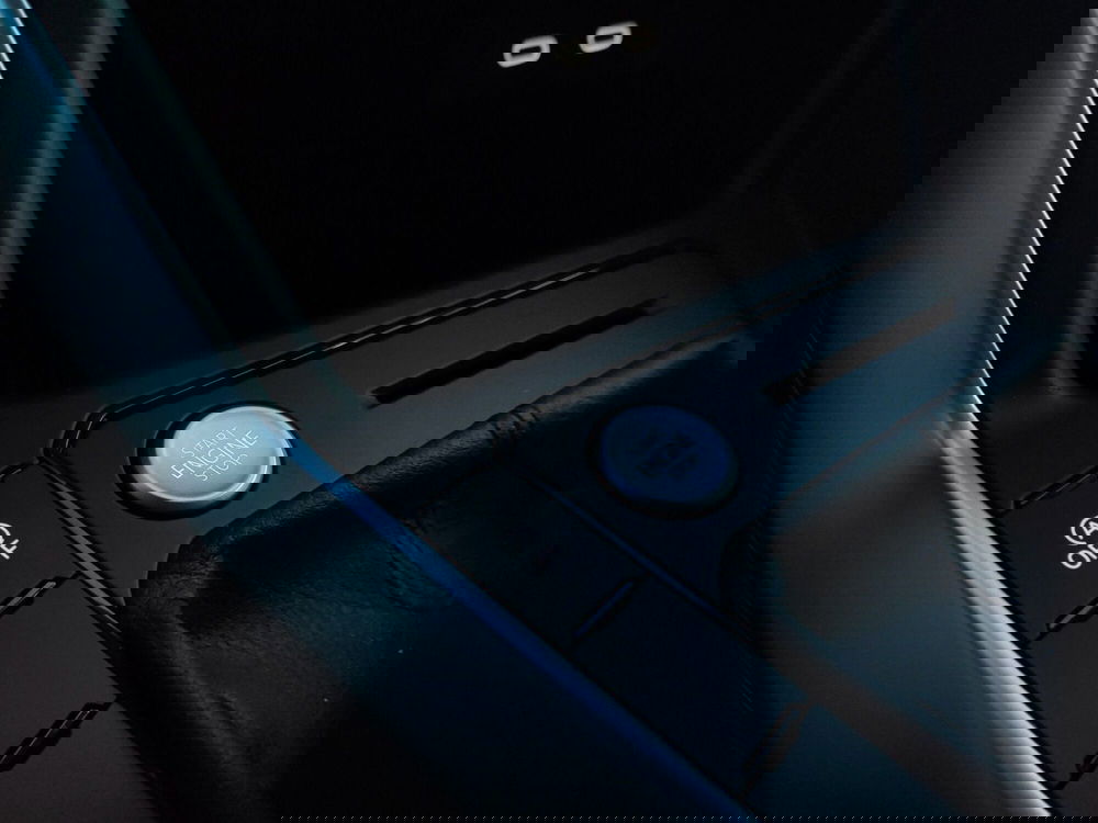 Volkswagen Taigo nuova a Avellino (18)