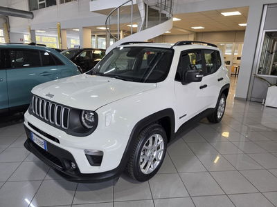 Jeep Renegade 1.5 turbo t4 mhev Altitude 2wd dct del 2024 usata a Prato