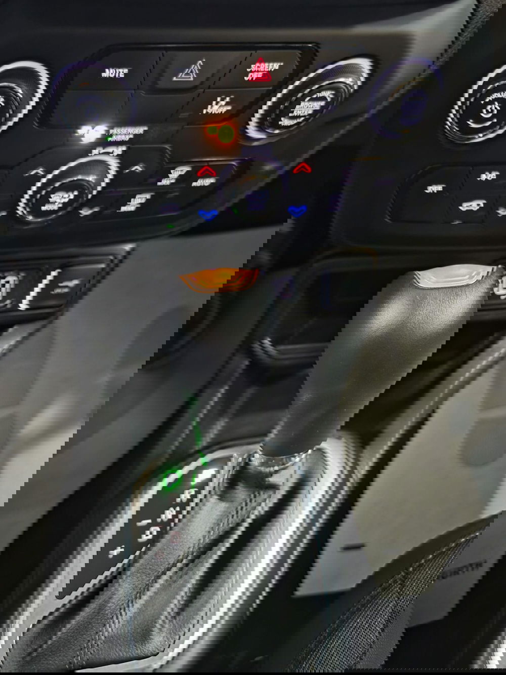 Jeep Renegade usata a Prato (13)