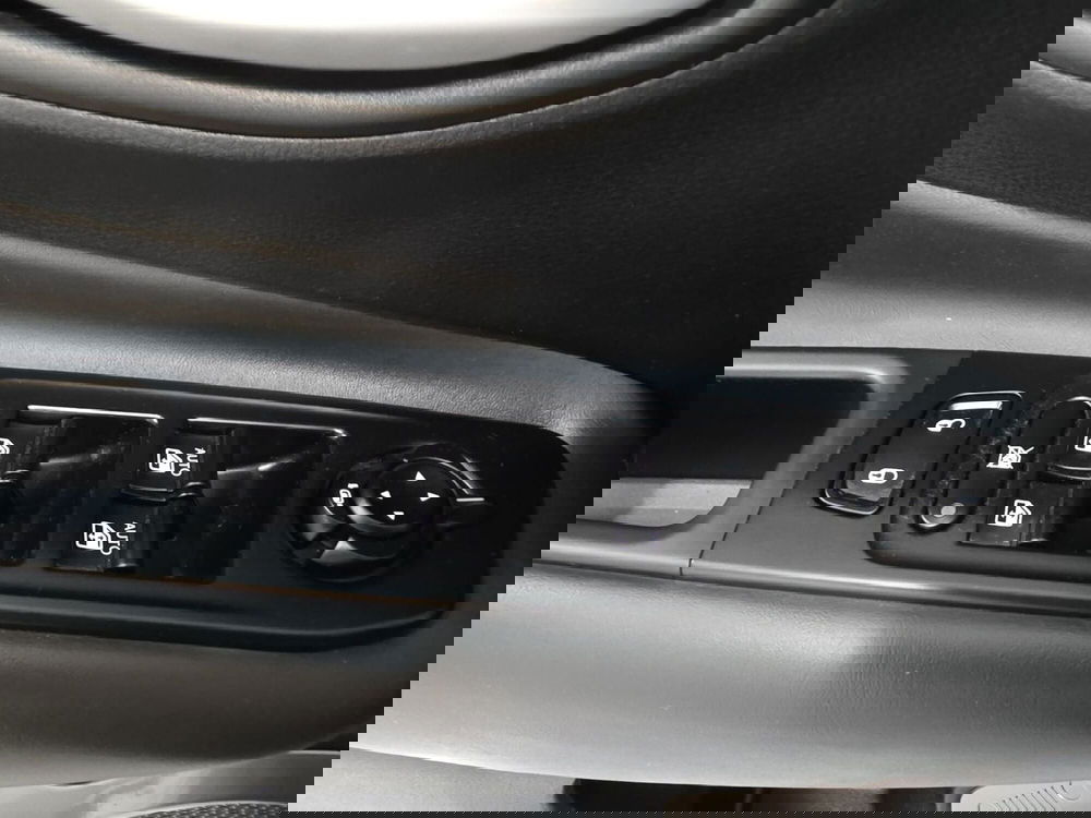 Jeep Renegade usata a Prato (19)