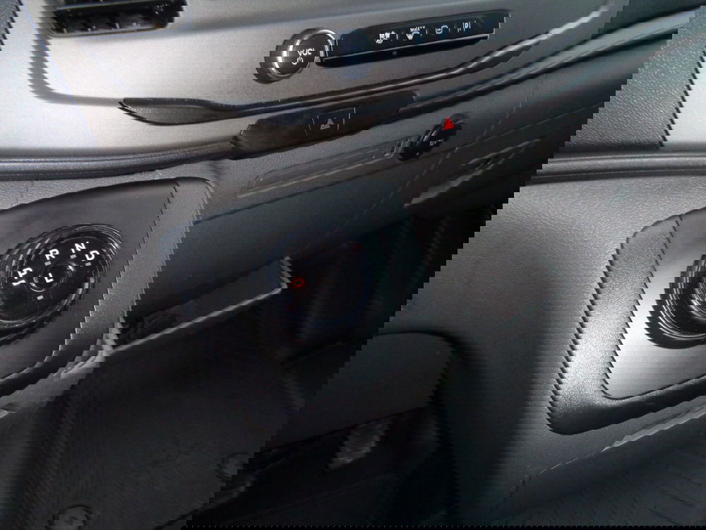 Ford E-Transit Furgone usata a Treviso (19)