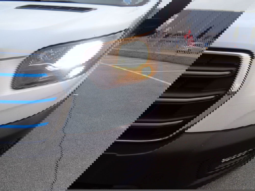 Ford E-Transit Furgone usata a Treviso (5)