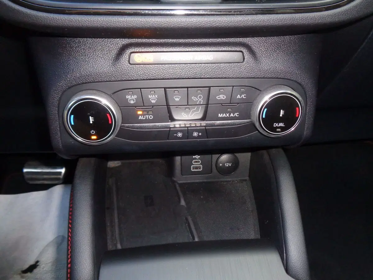 Ford Kuga usata a Treviso (18)