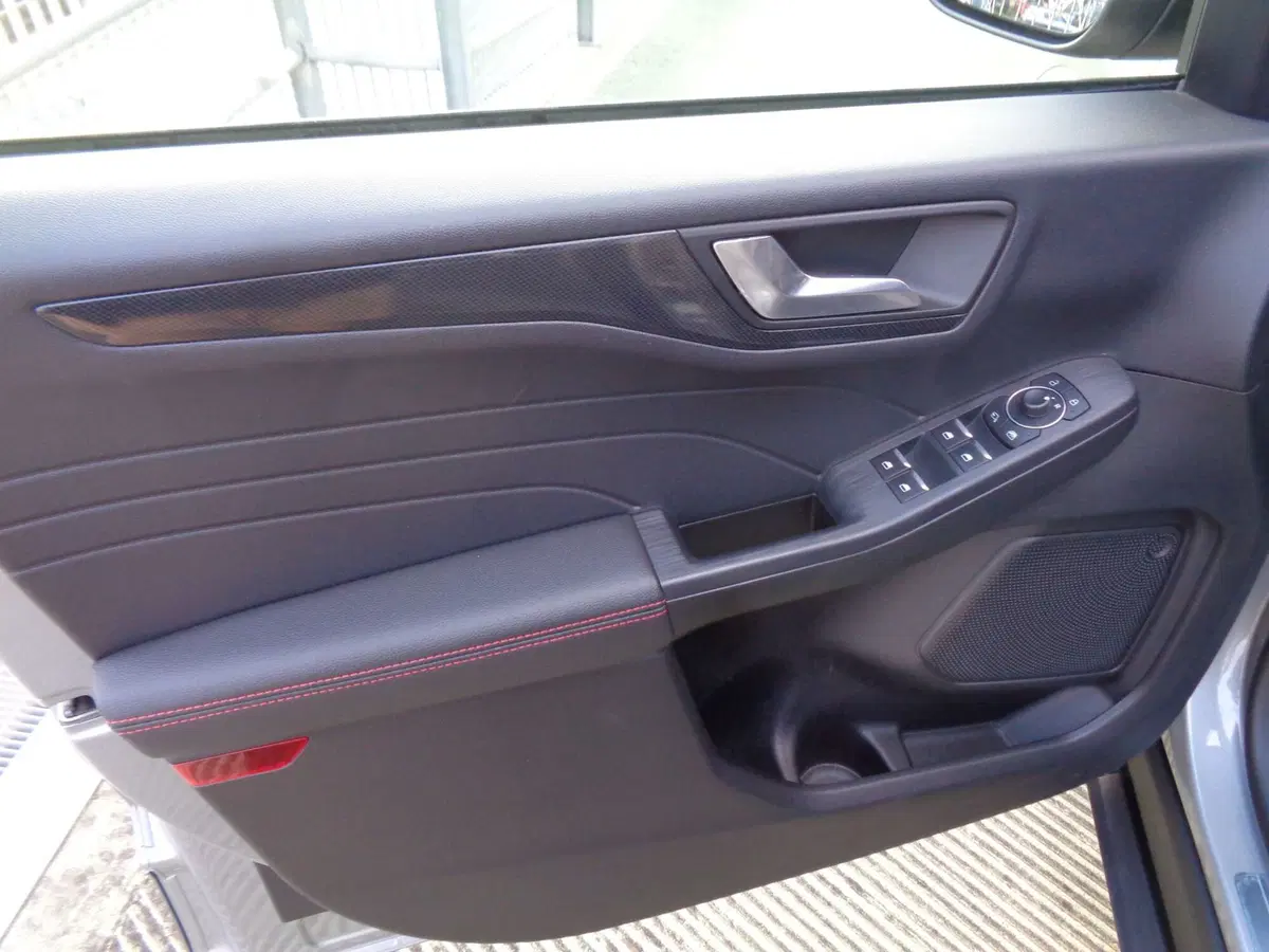 Ford Kuga usata a Treviso (9)