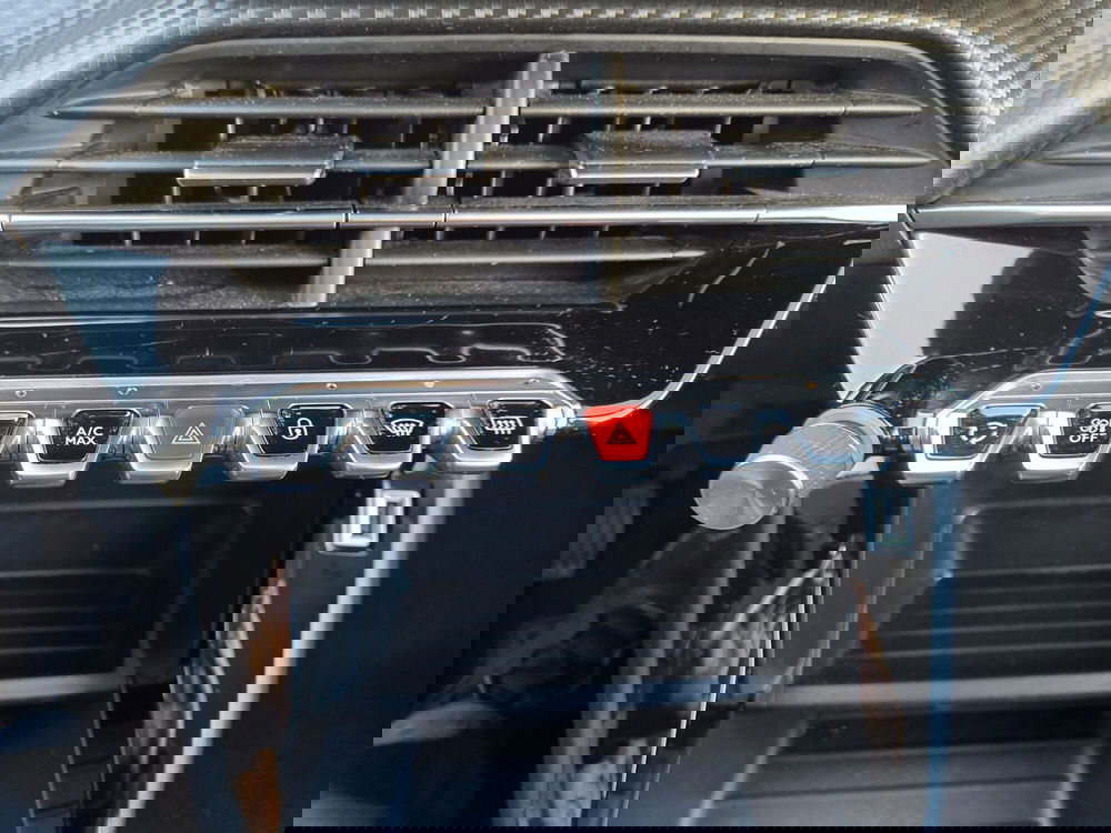 Peugeot 208 usata a Cremona (16)