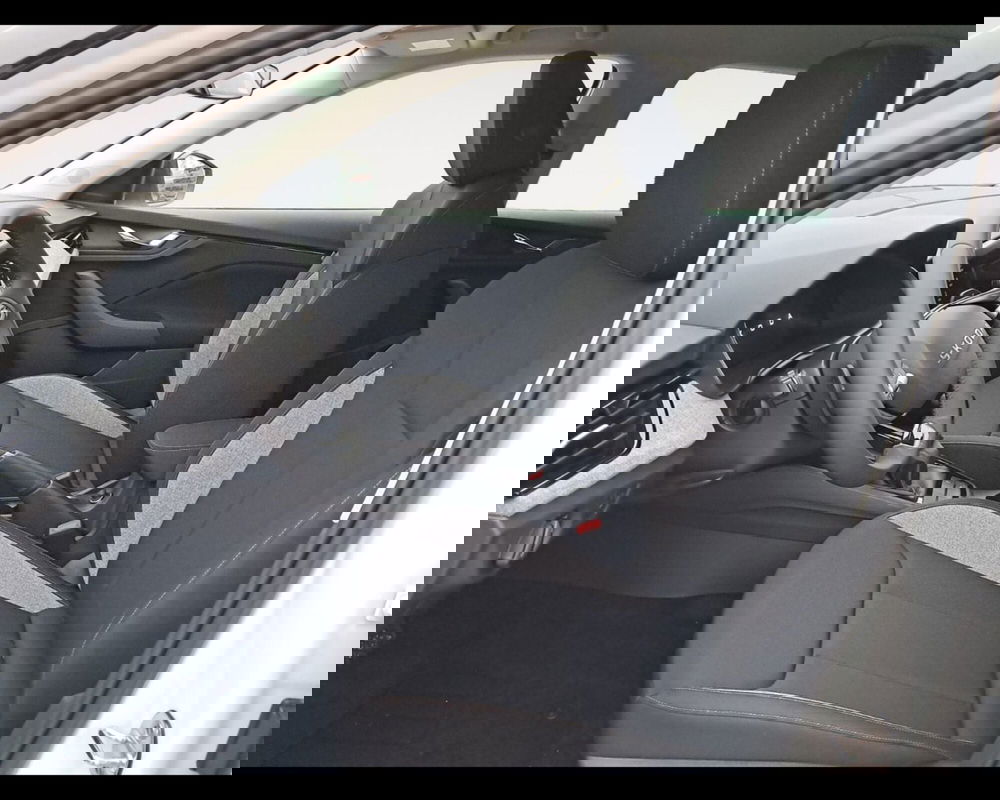 Skoda Kamiq nuova a Ravenna (14)