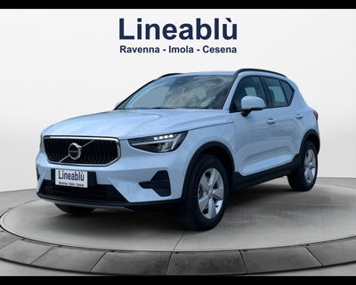 Volvo XC40 B3 automatico Essential nuova a Ravenna
