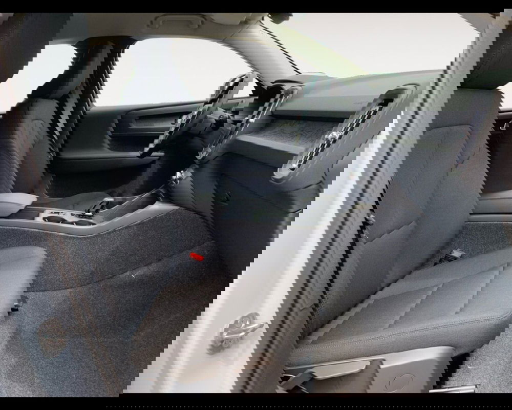 Volvo XC40 nuova a Ravenna (13)