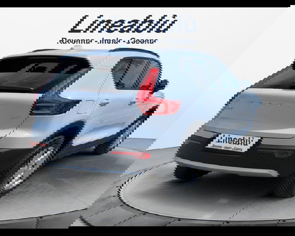 Volvo XC40 nuova a Ravenna (5)