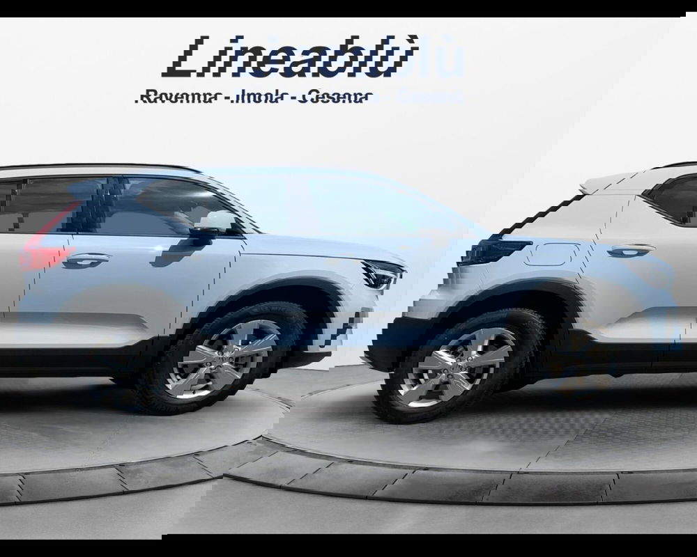 Volvo XC40 nuova a Ravenna (7)