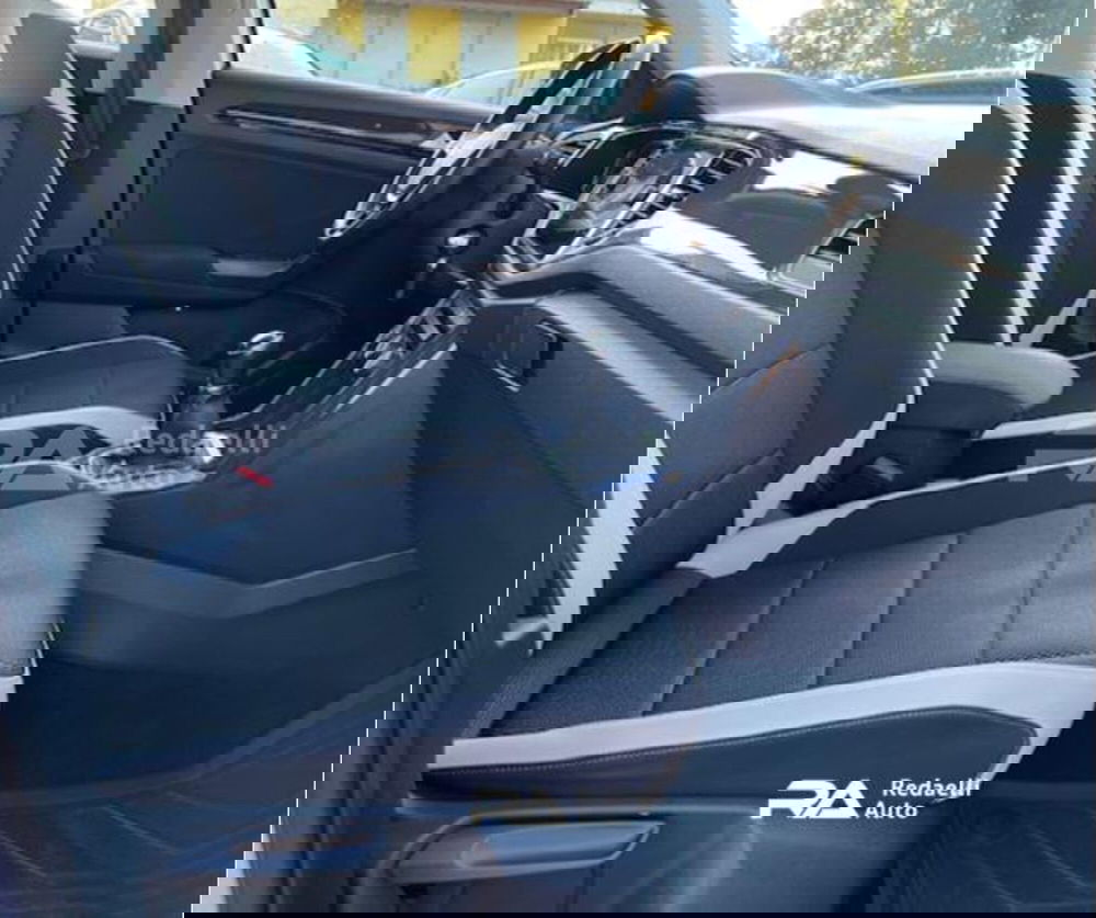 Volkswagen T-Roc usata a Lecco (12)