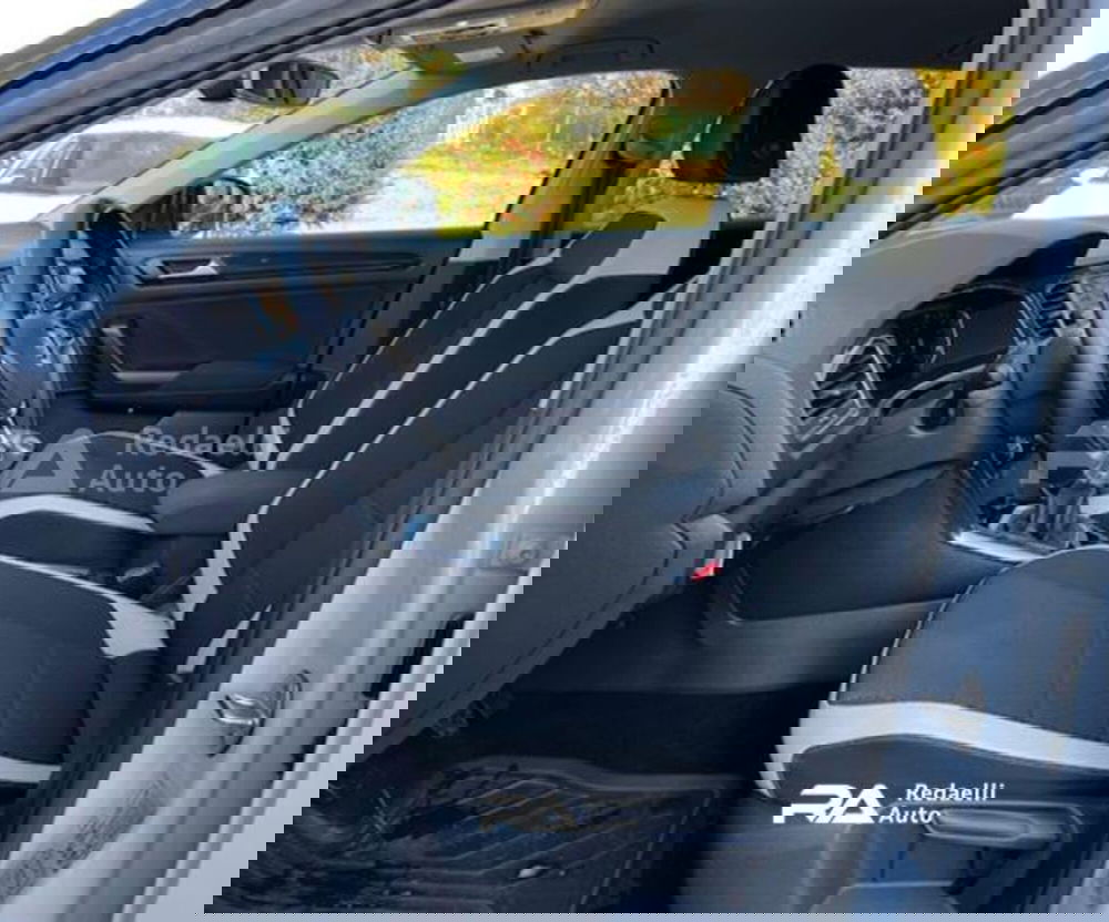 Volkswagen T-Roc usata a Lecco (6)