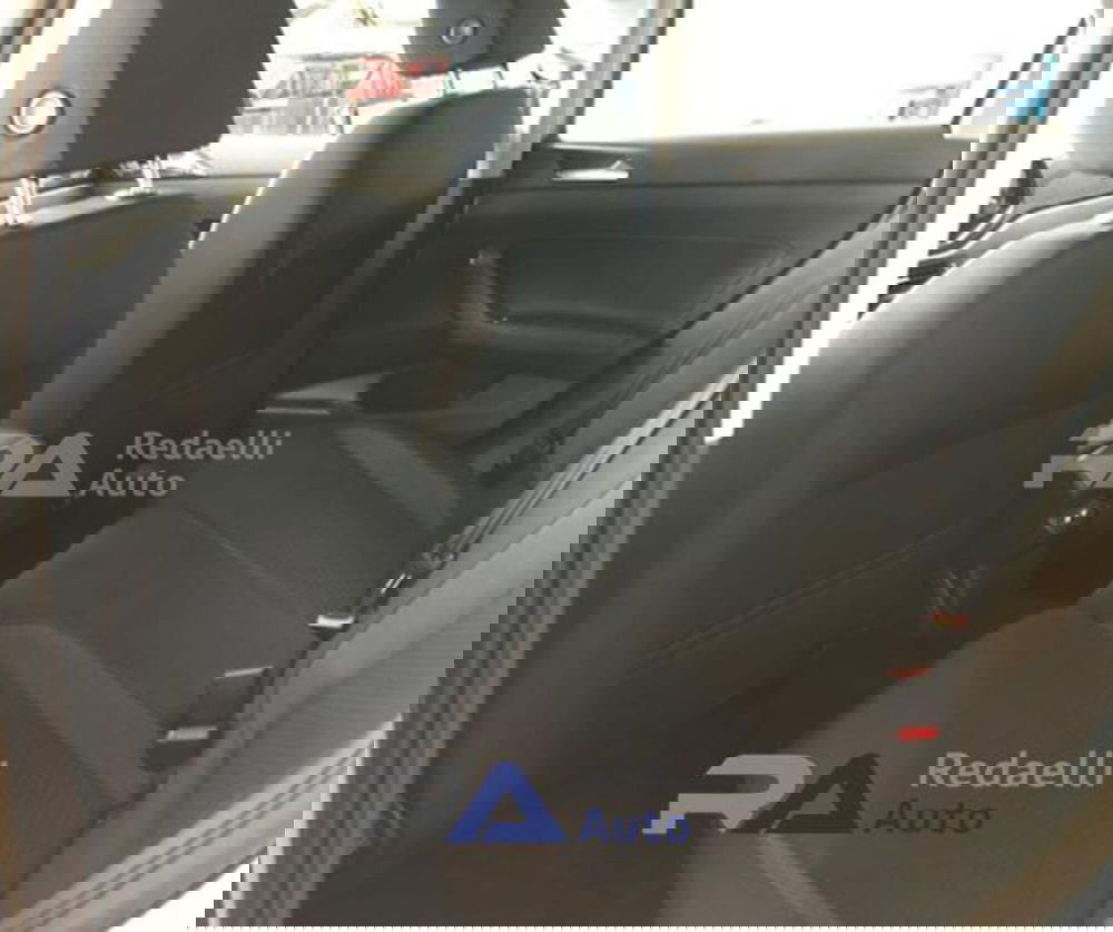 Volkswagen Polo nuova a Lecco (8)