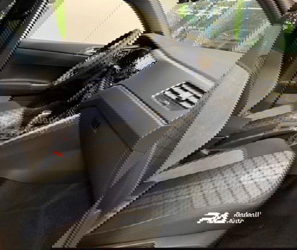 Volkswagen Polo nuova a Lecco (10)