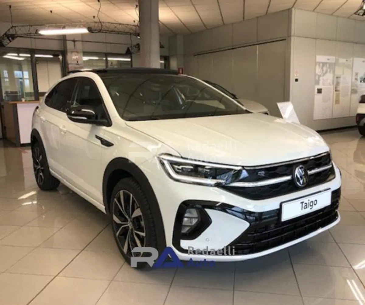 Volkswagen Taigo nuova a Lecco (3)