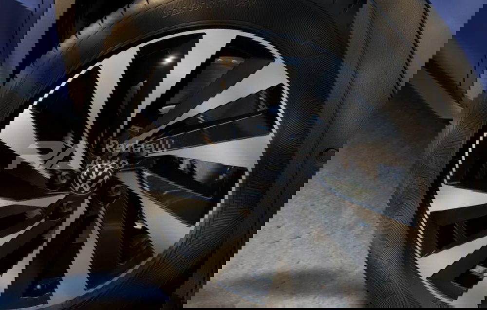 Volkswagen T-Roc nuova a Lecco (4)