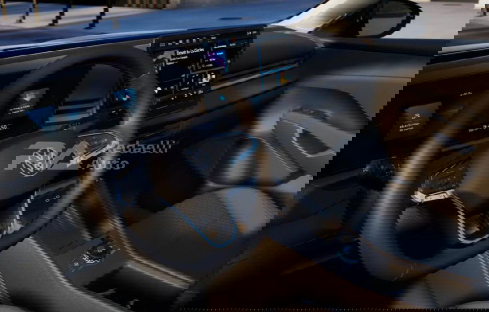 Volkswagen T-Roc nuova a Lecco (5)