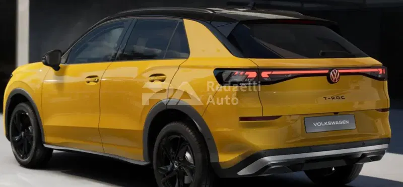 Volkswagen T-Roc nuova a Lecco (3)