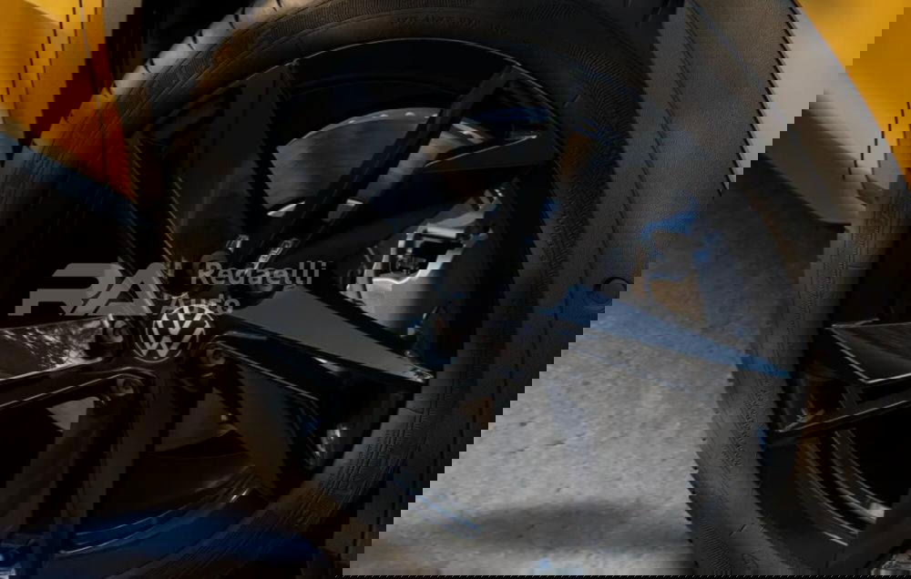 Volkswagen T-Roc nuova a Lecco (4)