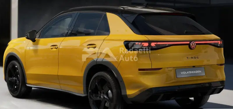 Volkswagen T-Roc nuova a Lecco (3)
