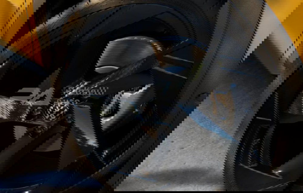 Volkswagen T-Roc nuova a Lecco (4)