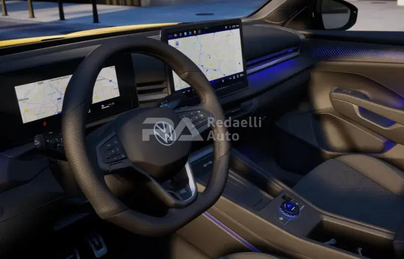 Volkswagen T-Roc nuova a Lecco (5)