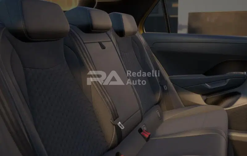 Volkswagen T-Roc nuova a Lecco (9)