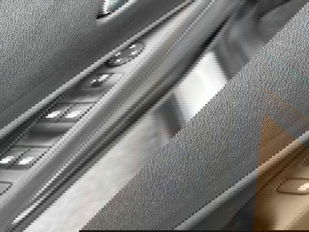 Opel Crossland usata a Foggia (14)